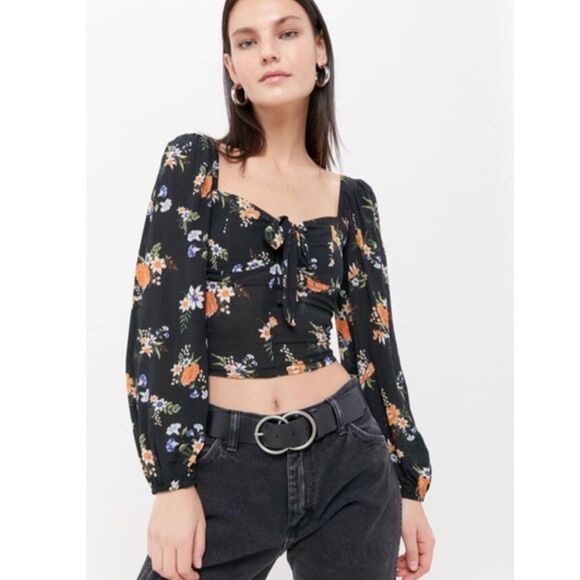 Urban Outfitters Rosalind Puff Sleeve Top Women’s Small - Picture 1 of 4